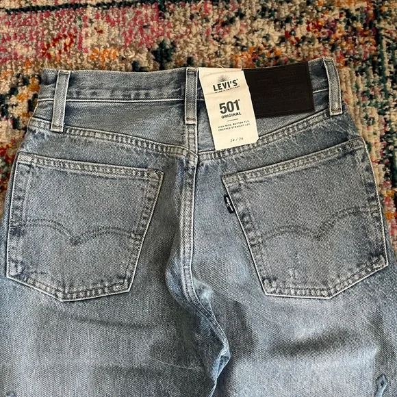 Levi’s Made & Crafts Women's Blue Laser Cut Embroidered Jeans - Picture 8 of 9